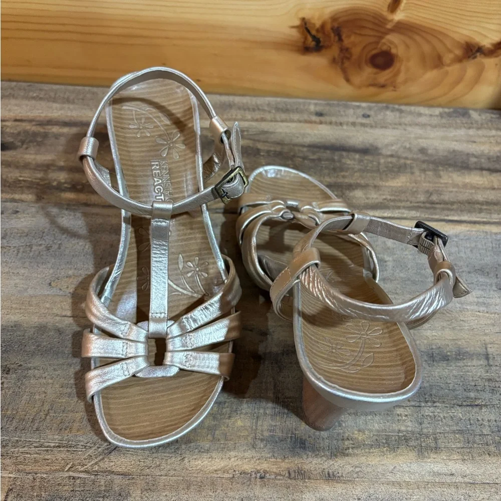 Kenneth Cole Reaction Metallic Sandals